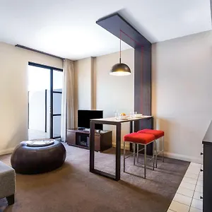 Mantra Hindmarsh Square 4*, Adelaide Australia